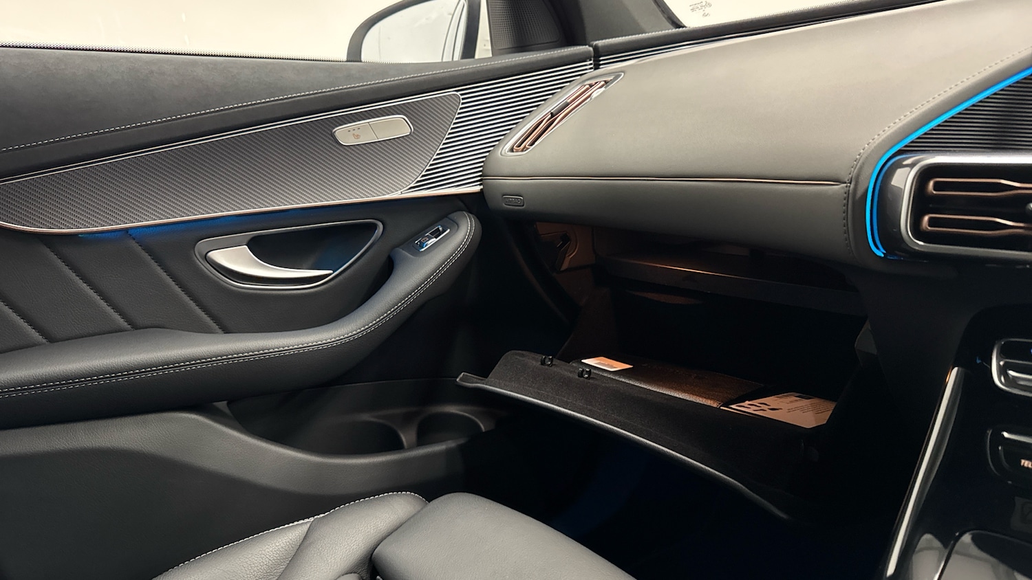 Used Mercedes-Benz EQC 2022 for sale - 76639607: Photo 37