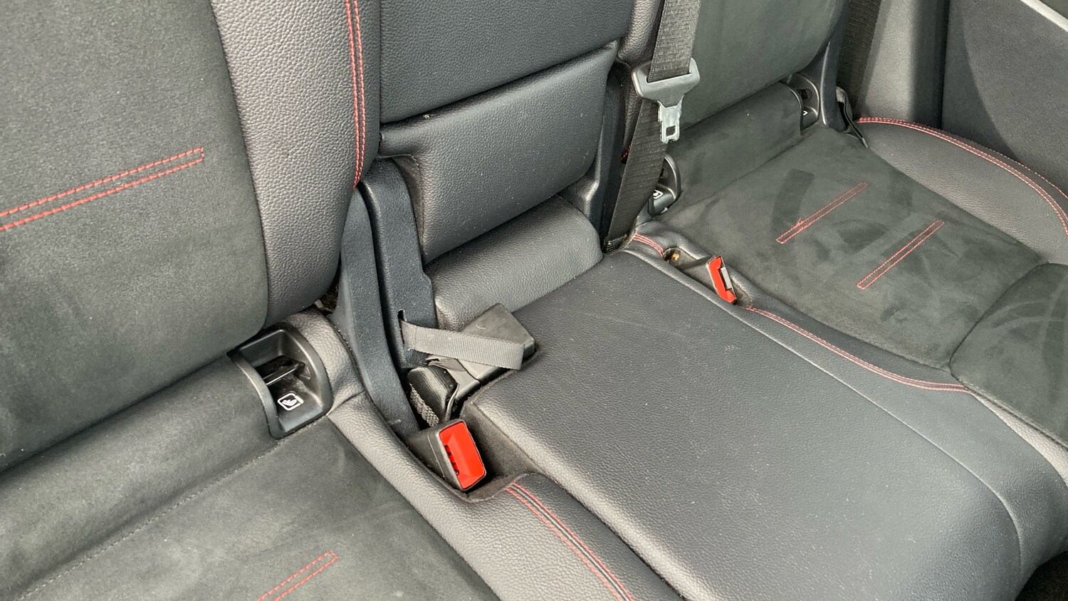 Used Mercedes-Benz GLB 2021 for sale - 77296984: Photo 17