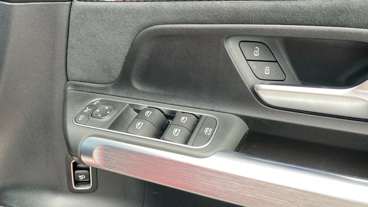 Used Mercedes-Benz GLB 2021 for sale - 77296984: Photo 32