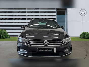 Used Volkswagen Passat 2019 for sale - 78881882: Photo