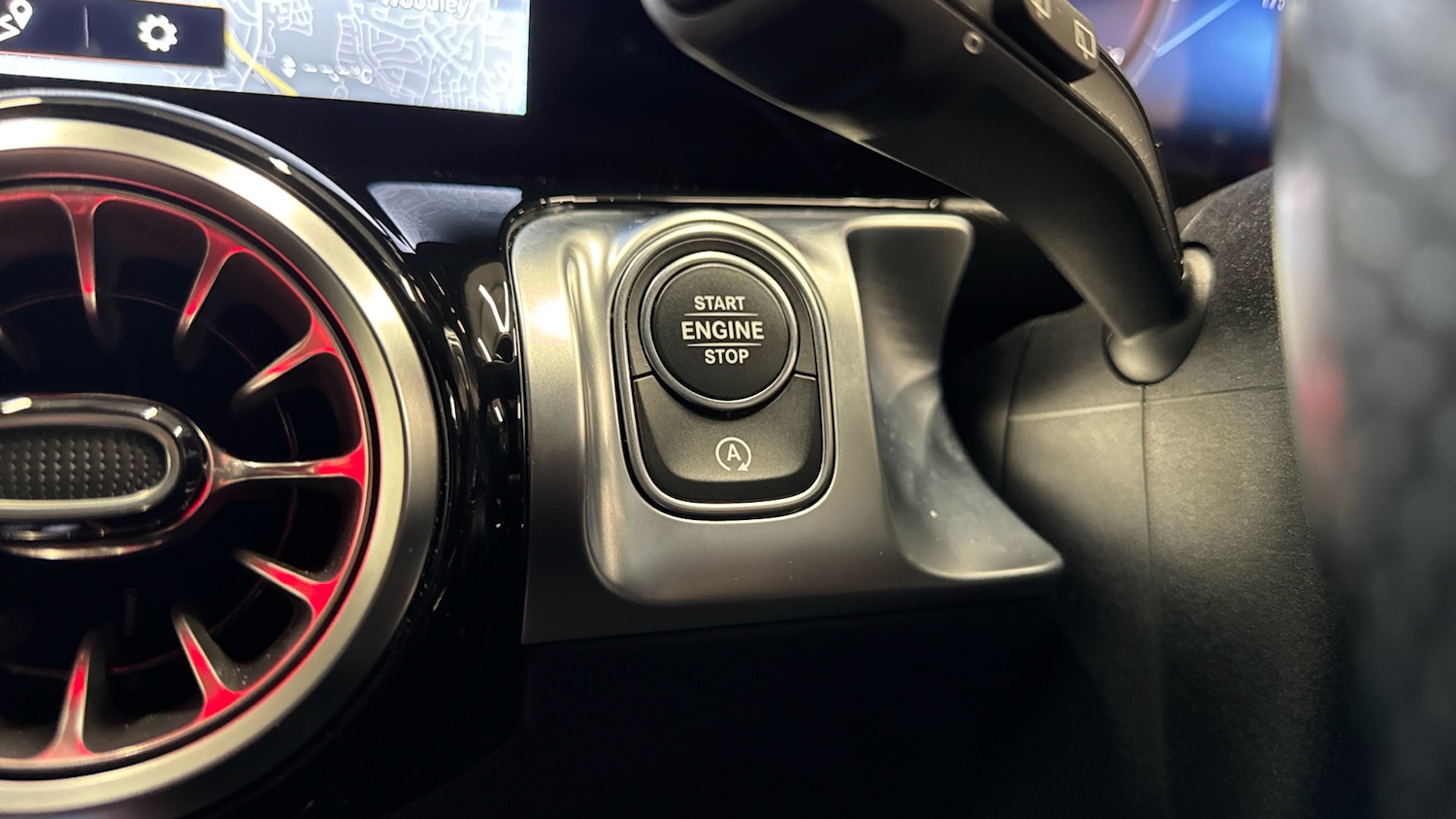 Used Mercedes-Benz GLB 2022 for sale - 77225678: Photo 32