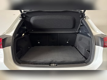 Used Mercedes-Benz GLA 2024 for sale - 76919695: Photo