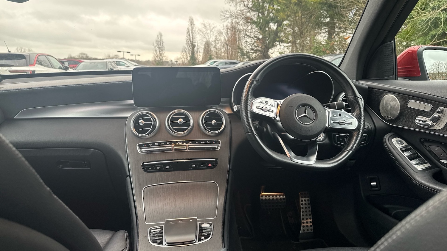 Used Mercedes-Benz GLC 2021 for sale - 77048002: Photo 10