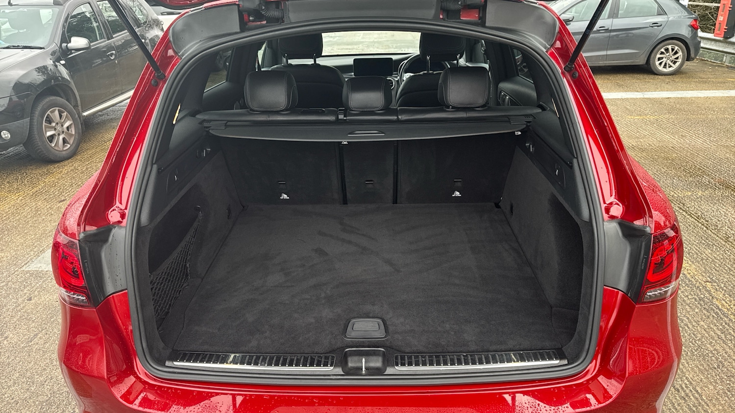 Used Mercedes-Benz GLC 2021 for sale - 77048002: Photo 4