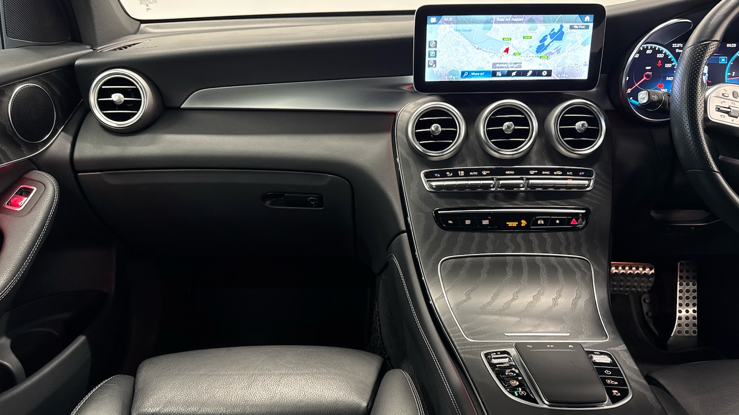 Used Mercedes-Benz GLC 2019 for sale - 76352028: Photo 14