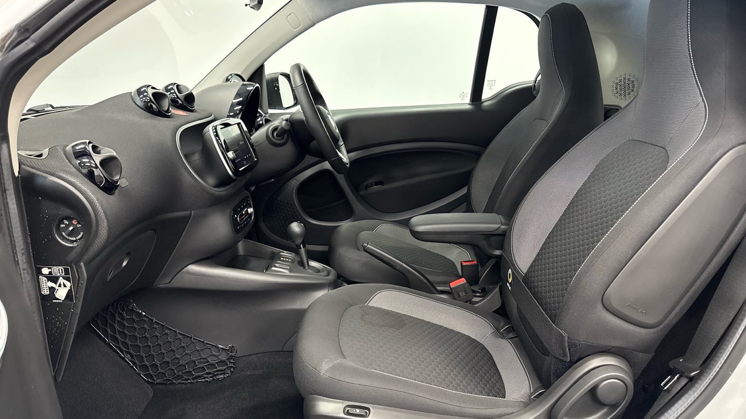 Used smart fortwo 2022 for sale - 77136057: Photo 16