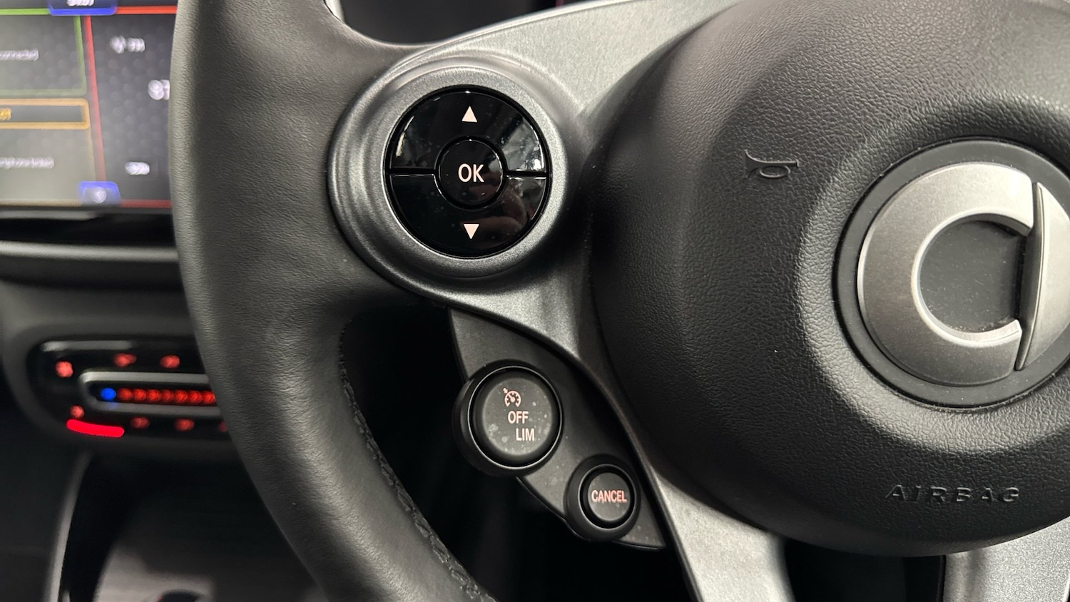 Used smart fortwo 2022 for sale - 77136057: Photo 30