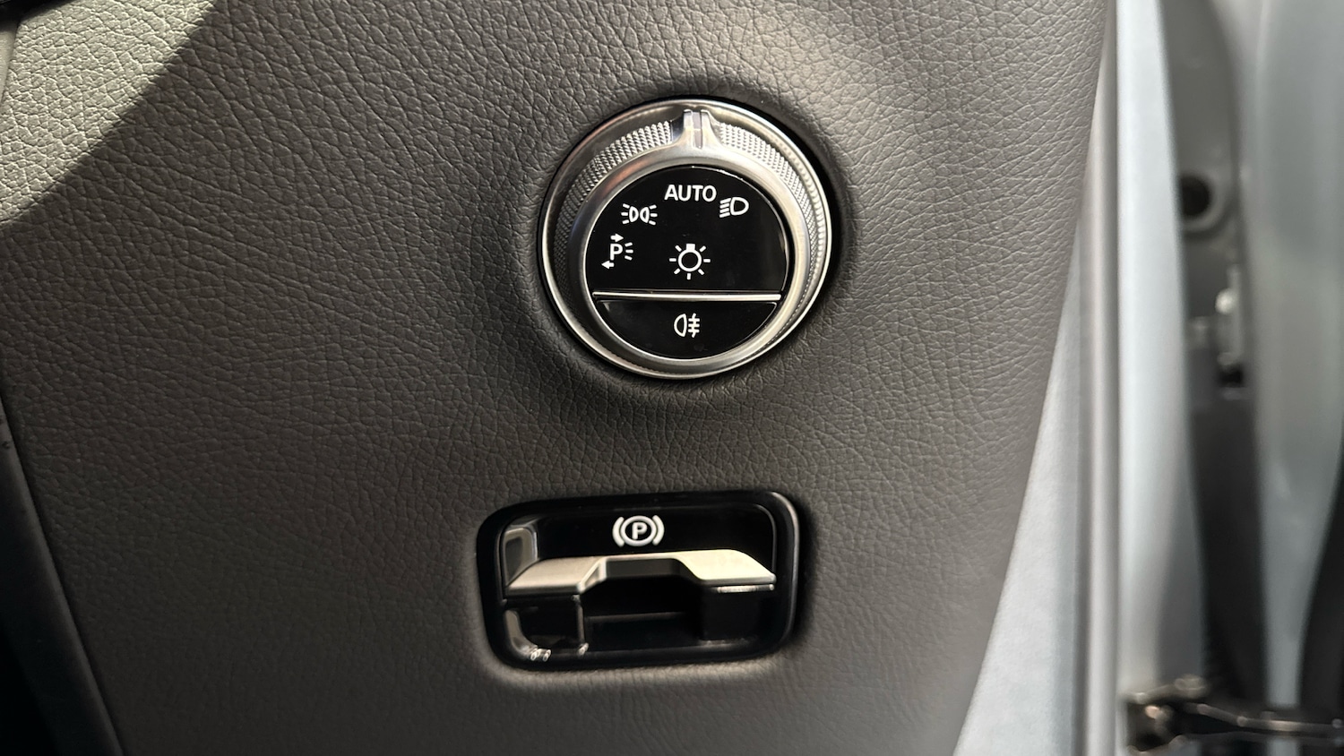 Used Mercedes-Benz GLC 2025 for sale - 76319985: Photo 29