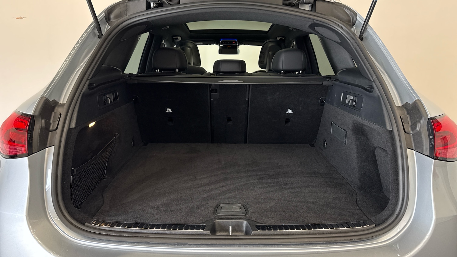 Used Mercedes-Benz GLC 2025 for sale - 76319985: Photo 4