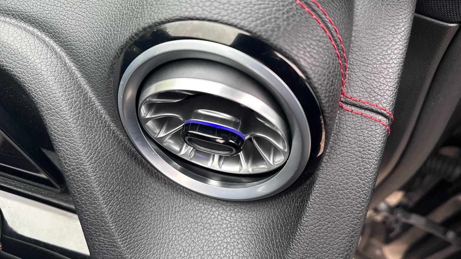 Used Mercedes-Benz EQA 2024 for sale - 76422206: Photo 32