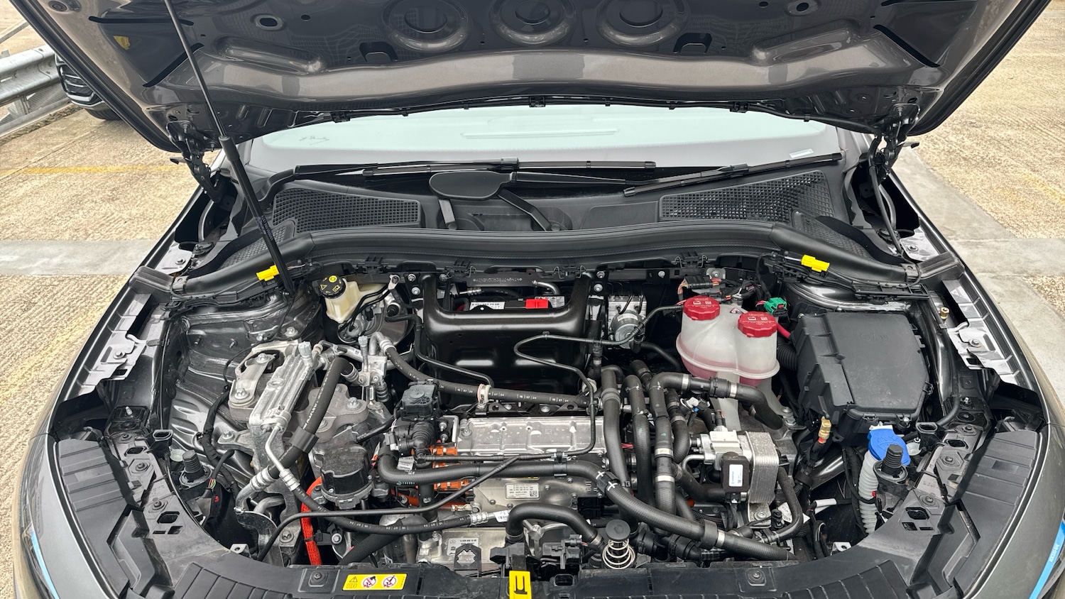 Used Mercedes-Benz EQA 2024 for sale - 76422206: Photo 8