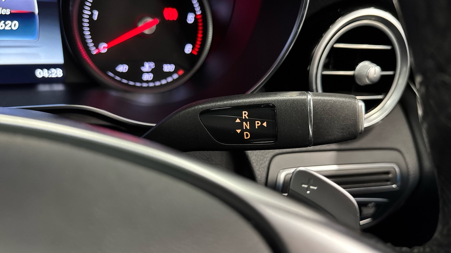 Used Mercedes-Benz GLC 2018 for sale - 77023965: Photo 13