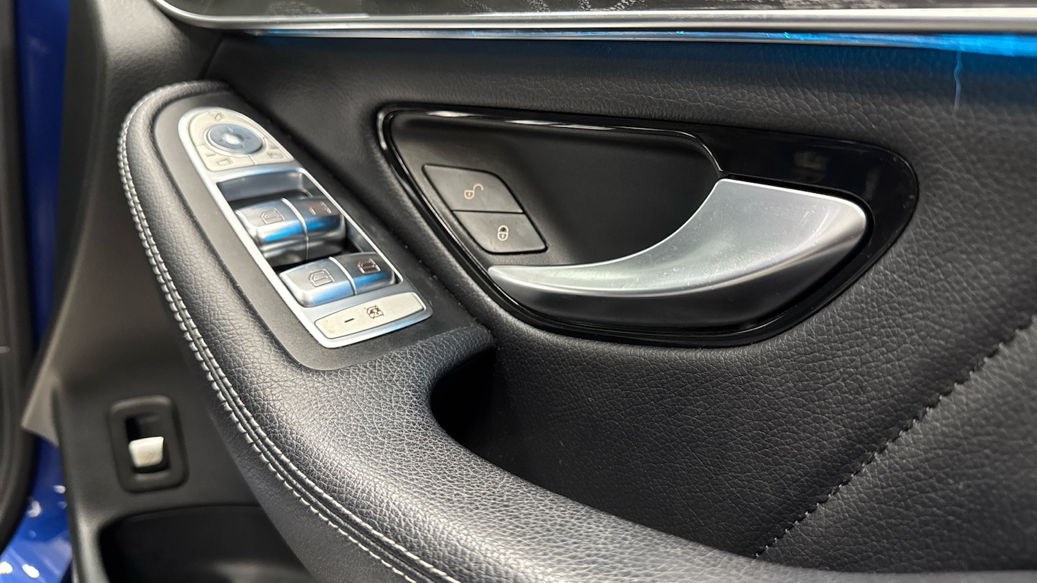 Used Mercedes-Benz GLC 2018 for sale - 77023965: Photo 24