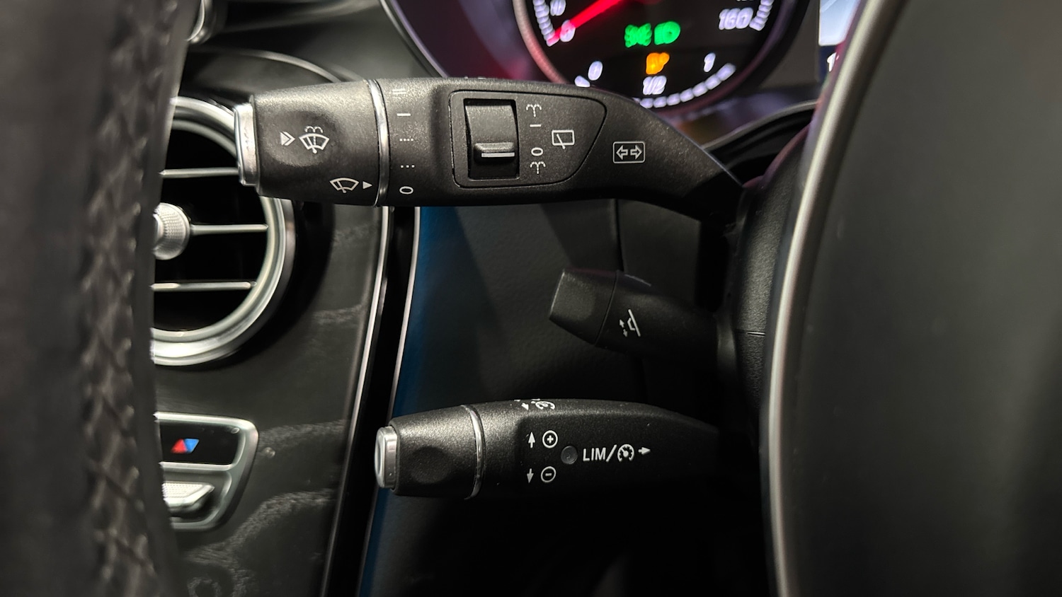 Used Mercedes-Benz GLC 2018 for sale - 77023965: Photo 30