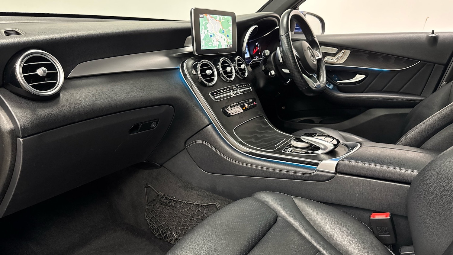 Used Mercedes-Benz GLC 2018 for sale - 77023965: Photo 9