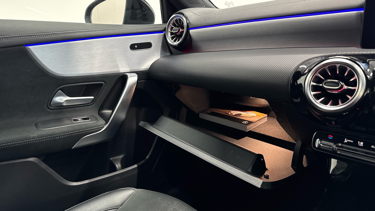 Used Mercedes-Benz A-Class 2022 for sale - 76507265: Photo 33