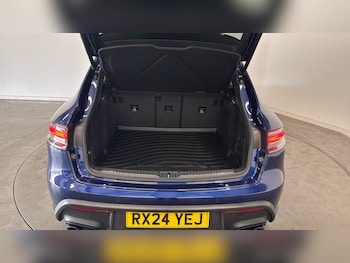 Used Porsche Macan 2024 for sale - 79448699: Photo