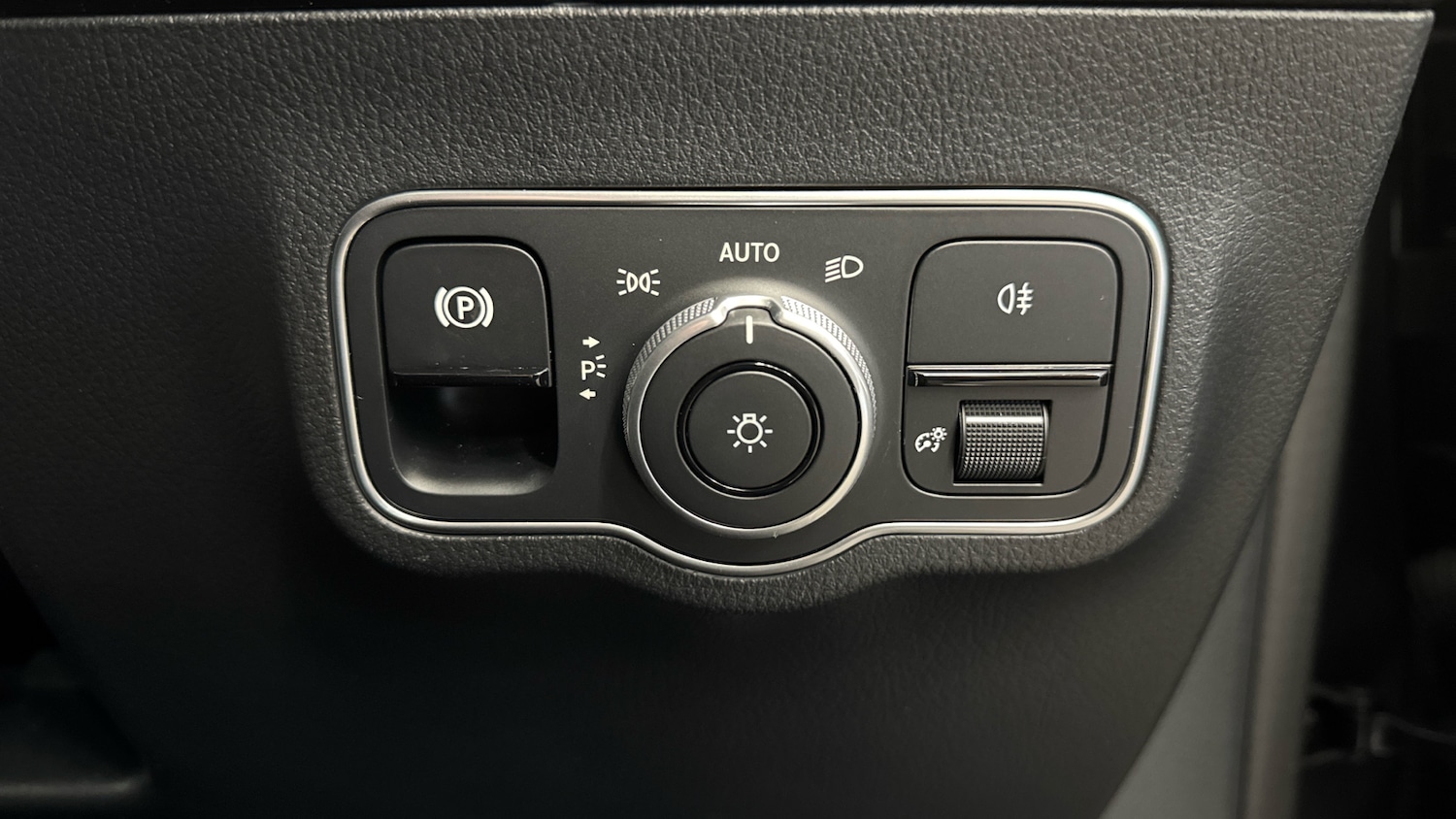 Used Mercedes-Benz GLA 2024 for sale - 77532572: Photo 28