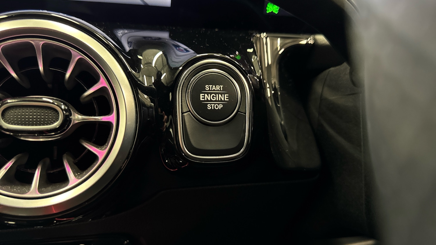 Used Mercedes-Benz GLA 2024 for sale - 77532572: Photo 33