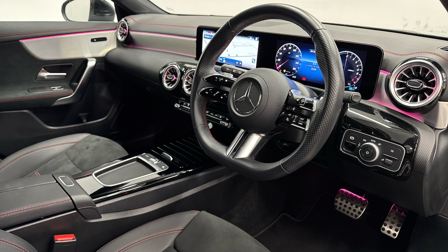 Used Mercedes-Benz CLA 2024 for sale - 76830500: Photo 11