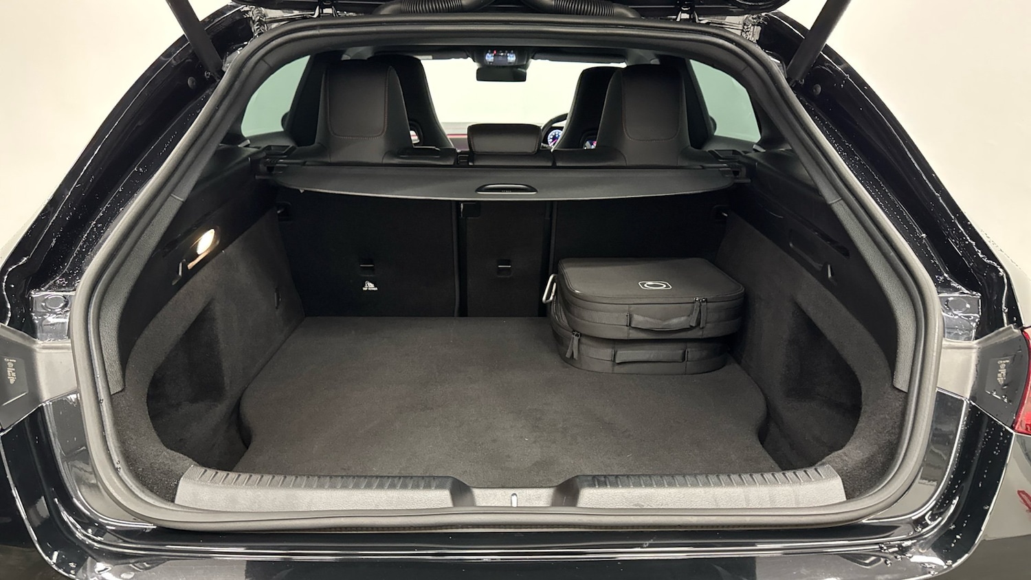 Used Mercedes-Benz CLA 2024 for sale - 76830500: Photo 4