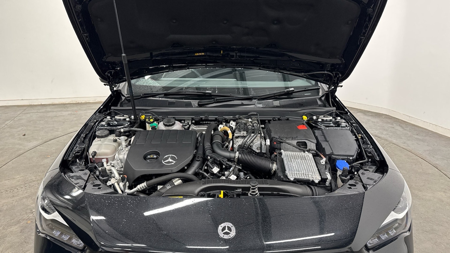 Used Mercedes-Benz CLA 2024 for sale - 76830500: Photo 8