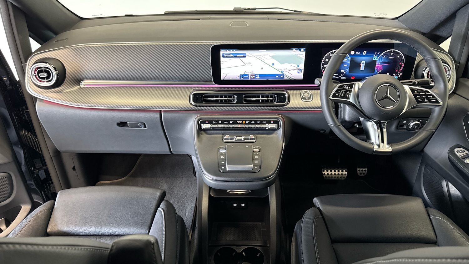 Used Mercedes-Benz V-Class 2025 for sale - 75968986: Photo 10