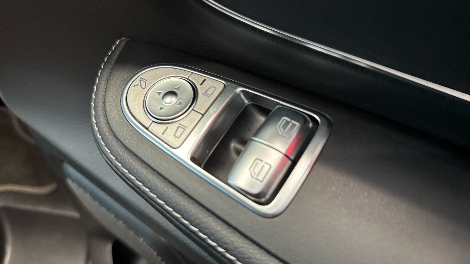 Used Mercedes-Benz V-Class 2025 for sale - 75968986: Photo 22