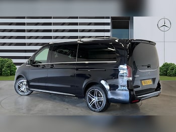 Used Mercedes-Benz V-Class 2025 for sale - 75968986: Photo
