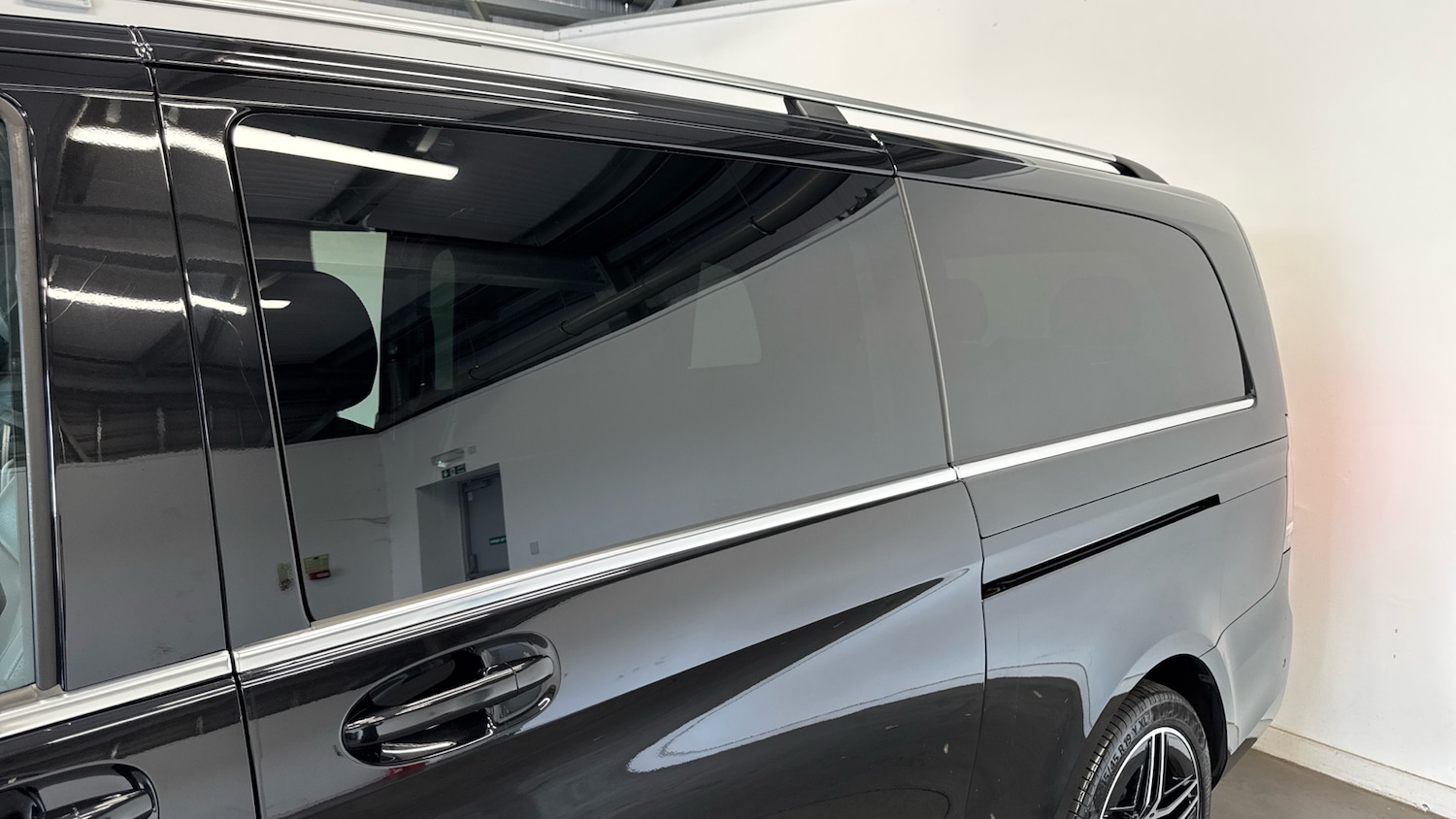 Used Mercedes-Benz V-Class 2025 for sale - 75968986: Photo 44