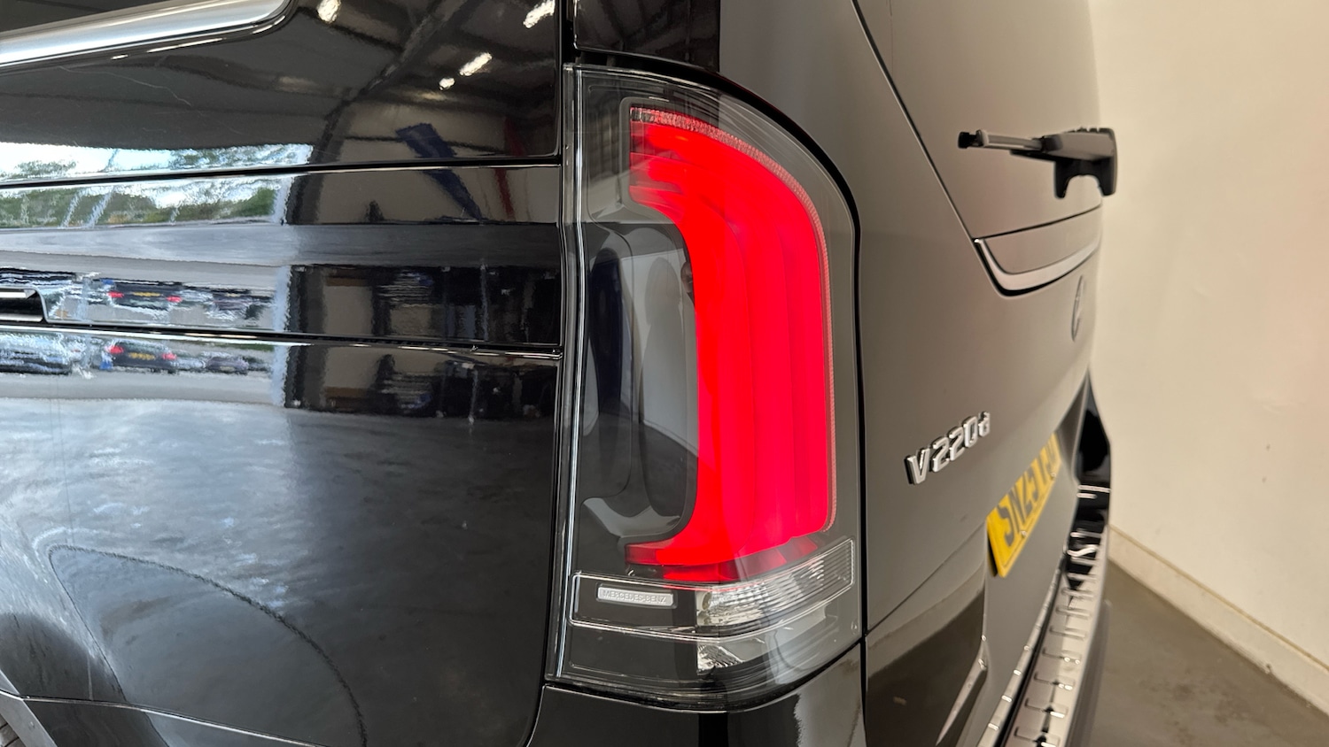 Used Mercedes-Benz V-Class 2025 for sale - 75968986: Photo 45