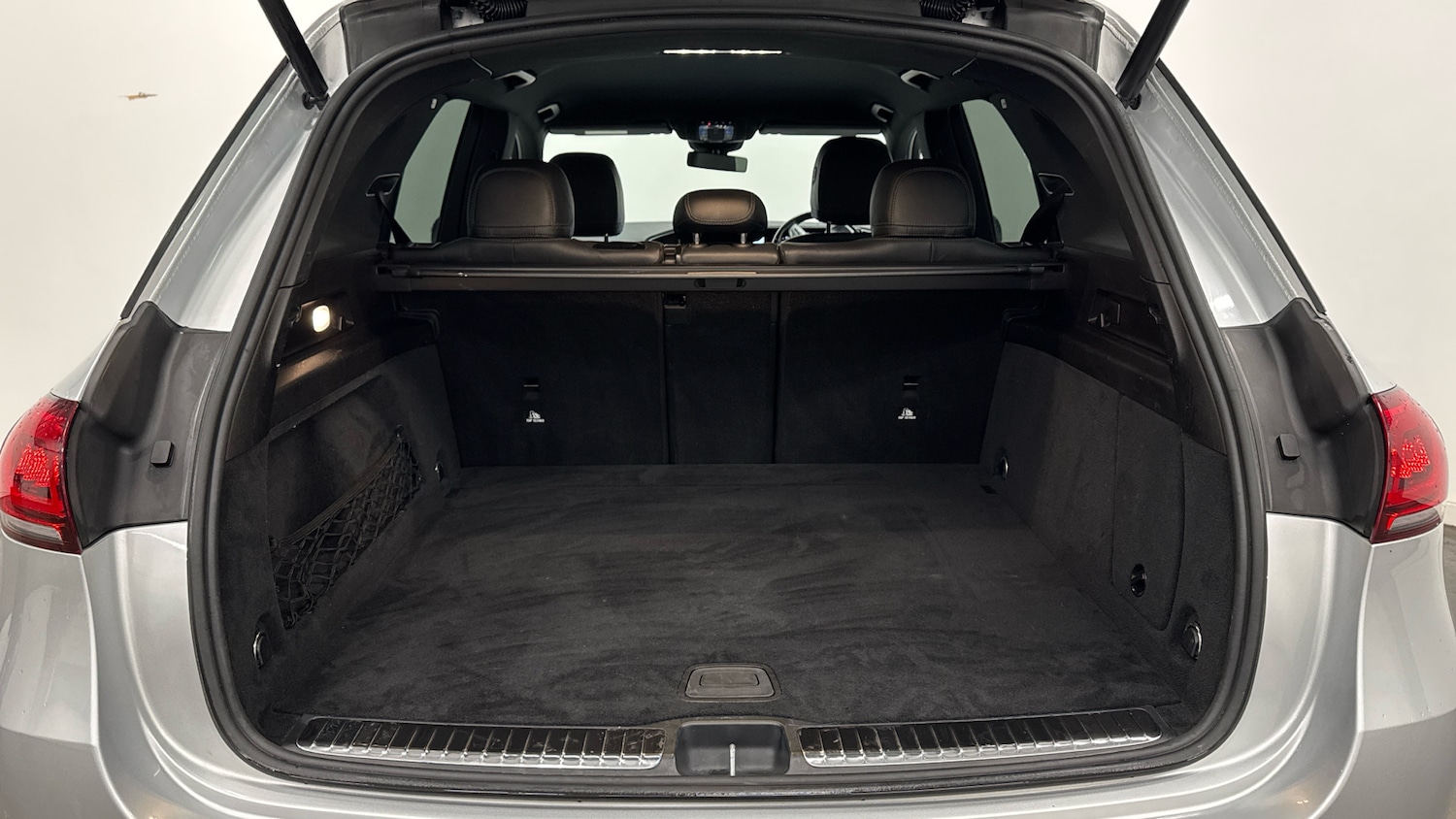 Used Mercedes-Benz GLE 2021 for sale - 77258030: Photo 4