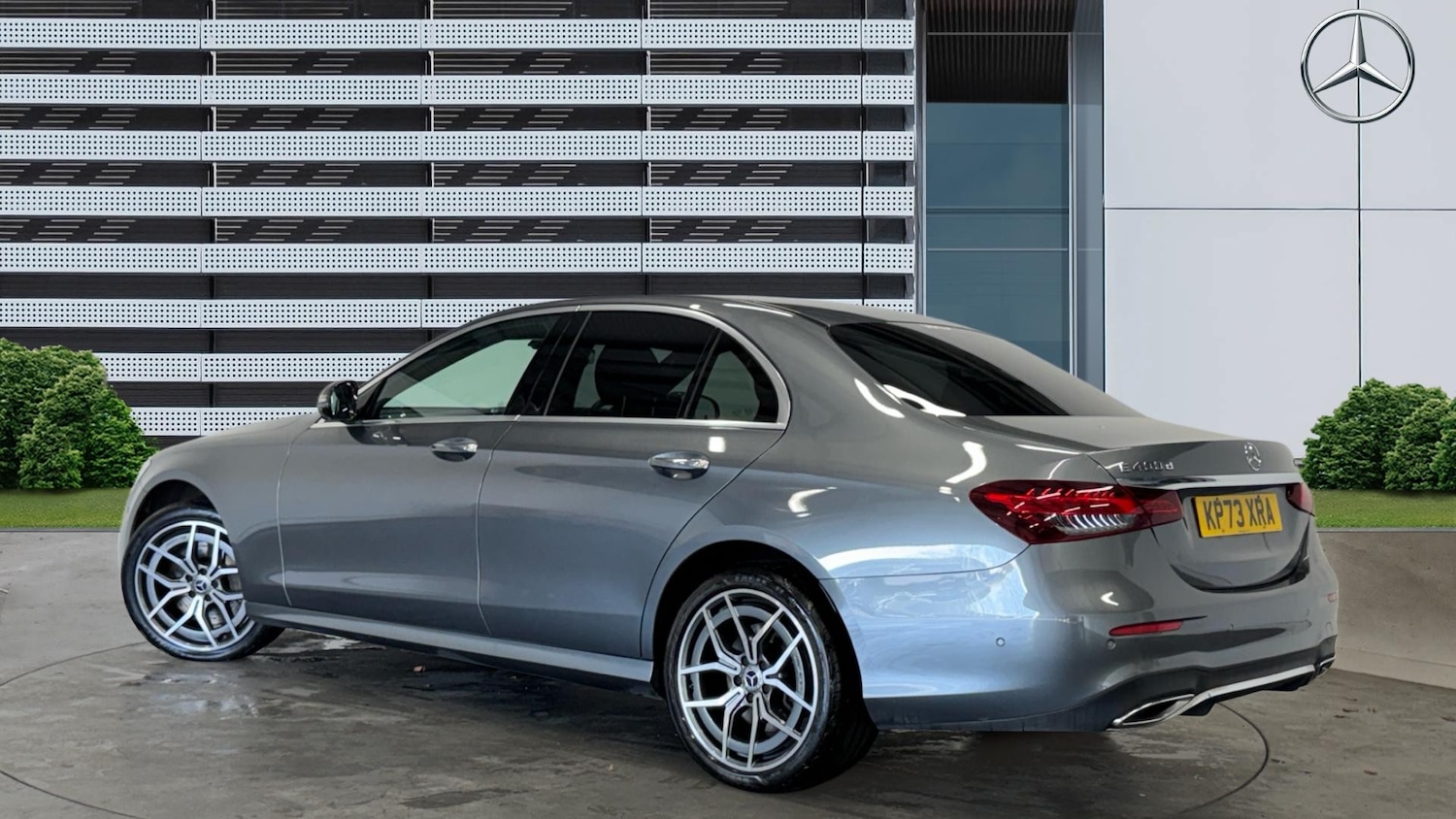 Used Mercedes-Benz E Class 2023 for sale - 77779047: Photo 2