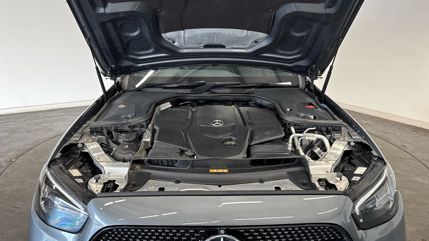 Used Mercedes-Benz E Class 2023 for sale - 77779047: Photo 8