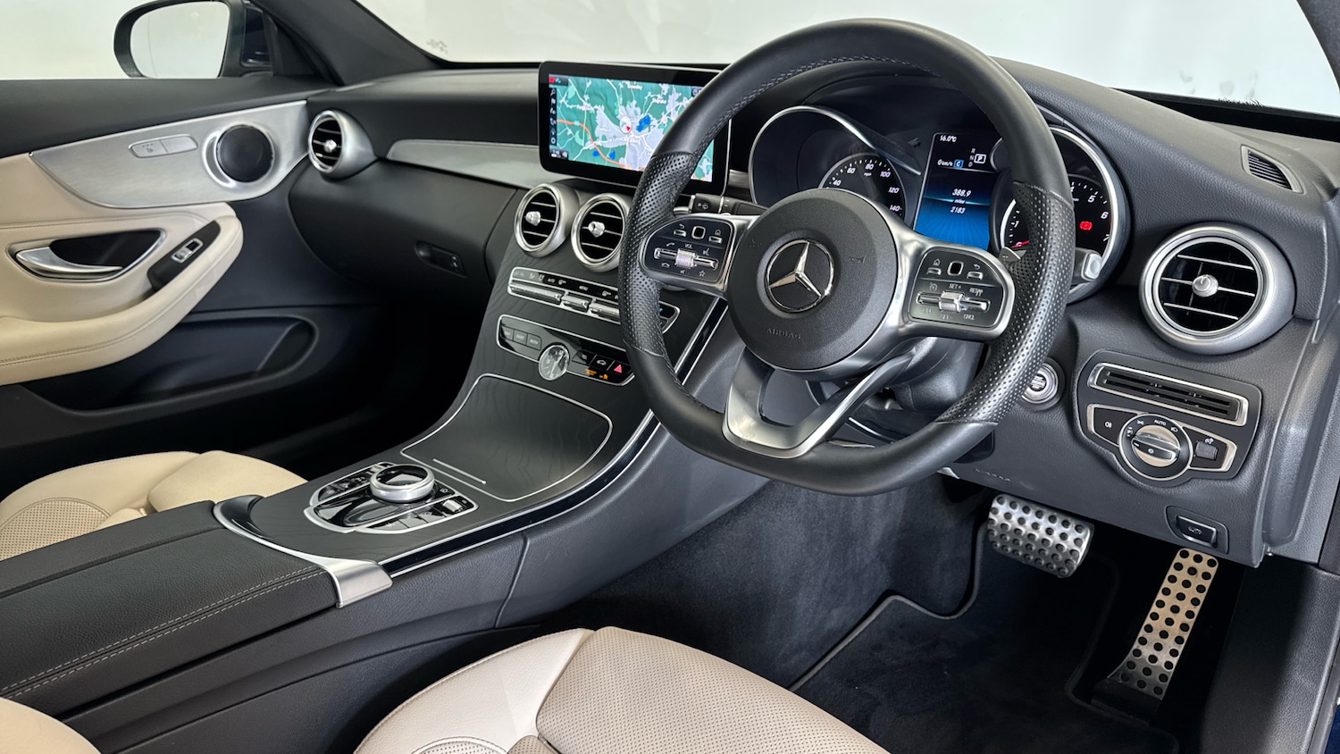 Used Mercedes-Benz C-Class 2019 for sale - 76196395: Photo 11