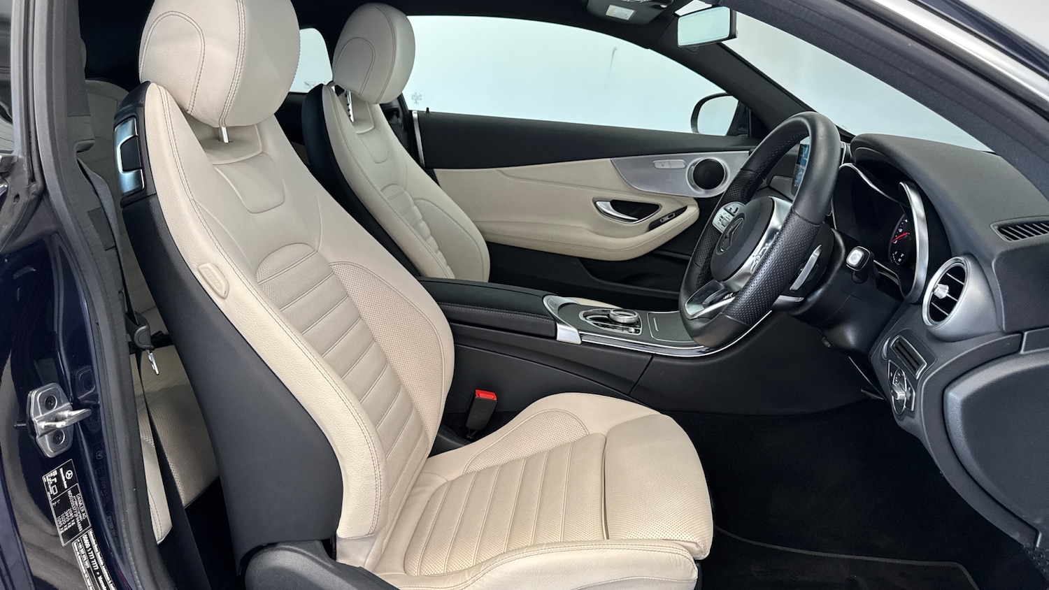 Used Mercedes-Benz C-Class 2019 for sale - 76196395: Photo 25