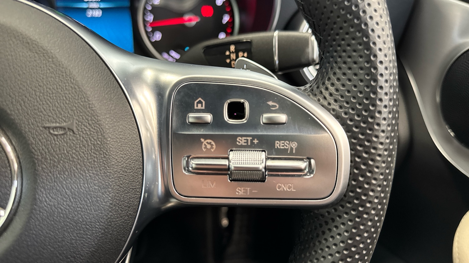 Used Mercedes-Benz C-Class 2019 for sale - 76196395: Photo 28