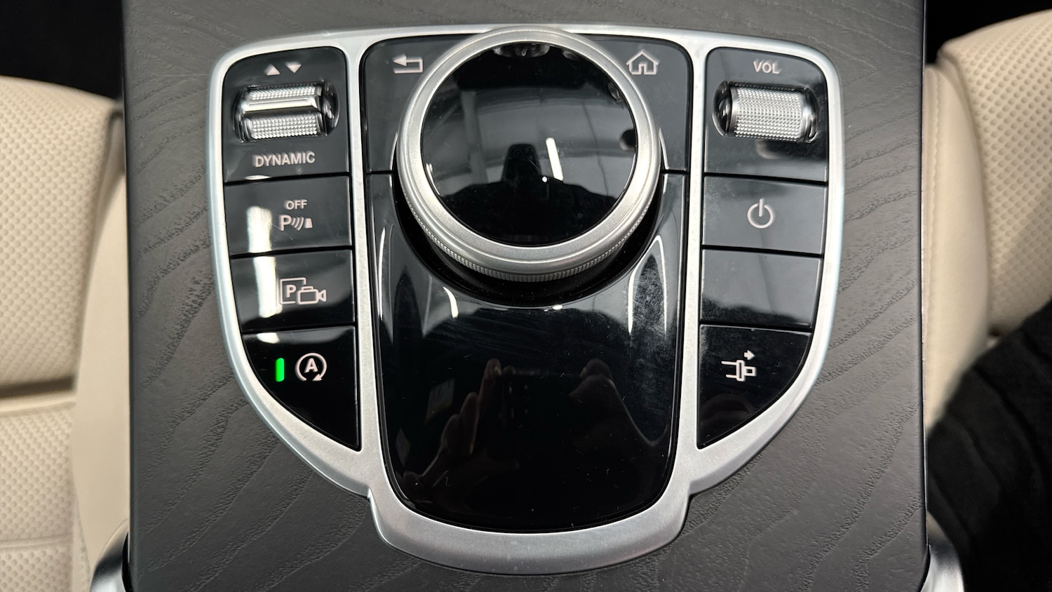 Used Mercedes-Benz C-Class 2019 for sale - 76196395: Photo 31