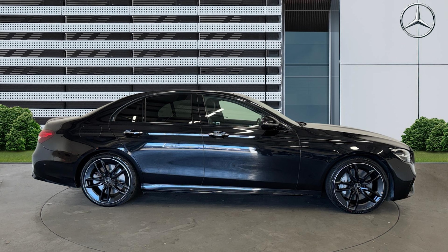 Used Mercedes-Benz E Class 2023 for sale - 78133774: Photo 5