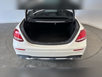 Used Mercedes-Benz E Class 2019 for sale - 78761179: Photo