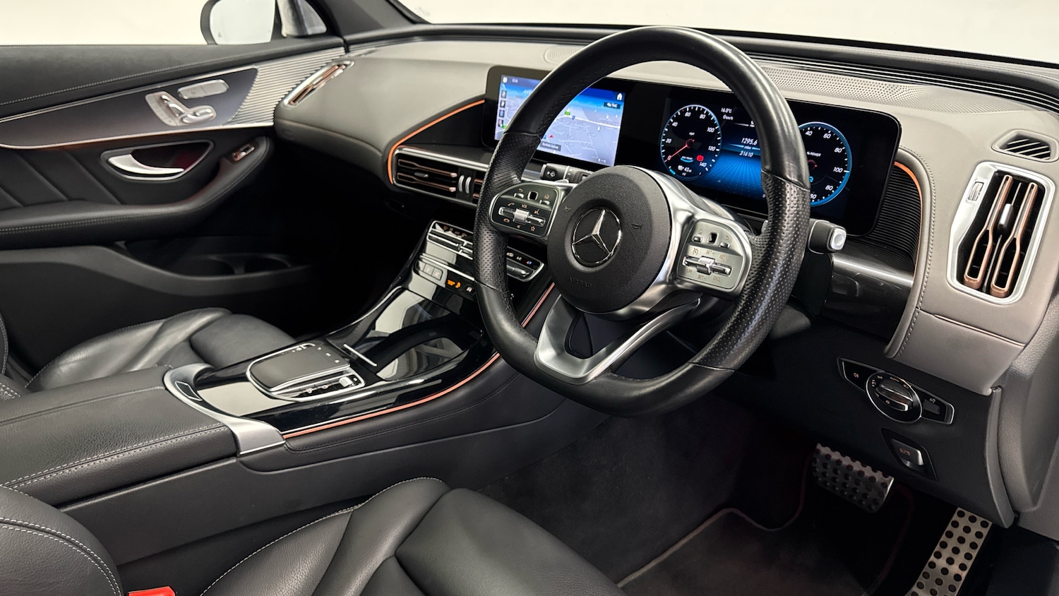 Used Mercedes-Benz EQC 2021 for sale - 76545230: Photo 11