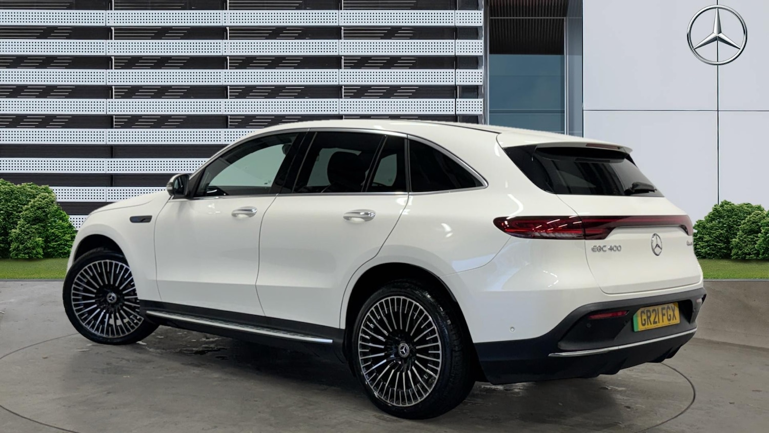 Used Mercedes-Benz EQC 2021 for sale - 76545230: Photo 2