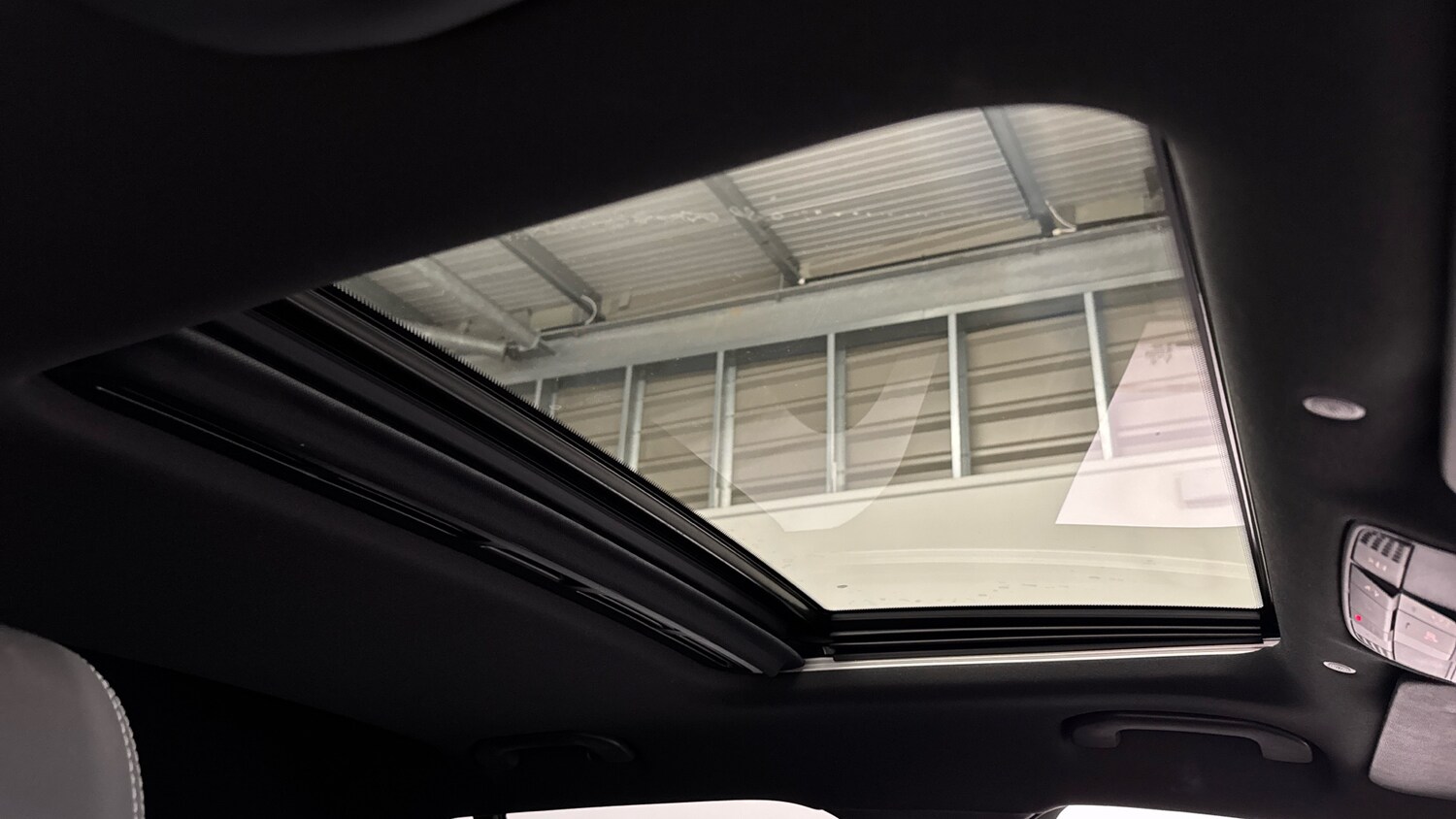 Used Mercedes-Benz EQC 2021 for sale - 76545230: Photo 25