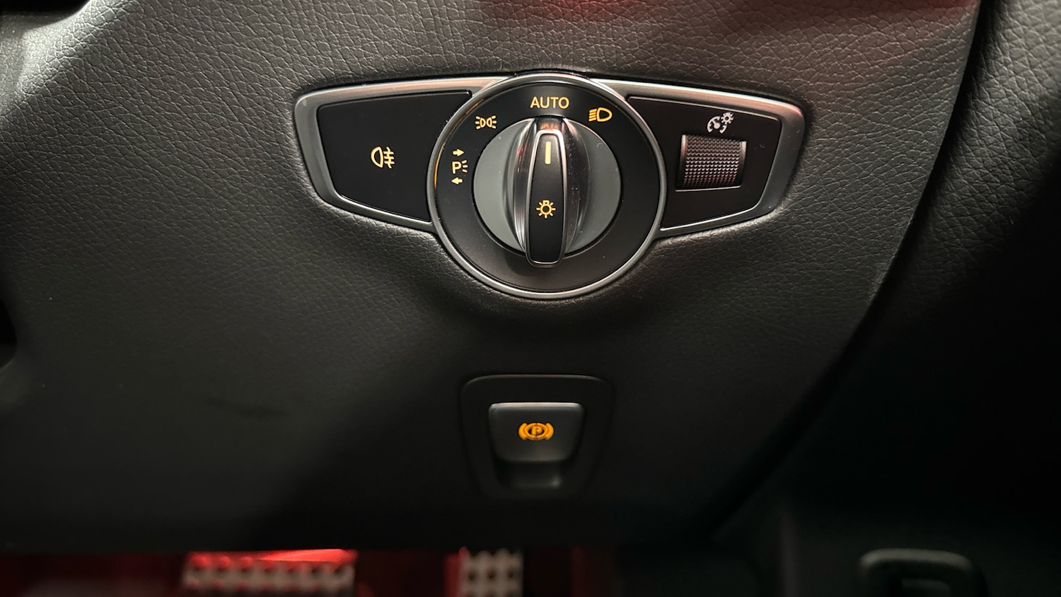 Used Mercedes-Benz EQC 2021 for sale - 76545230: Photo 27