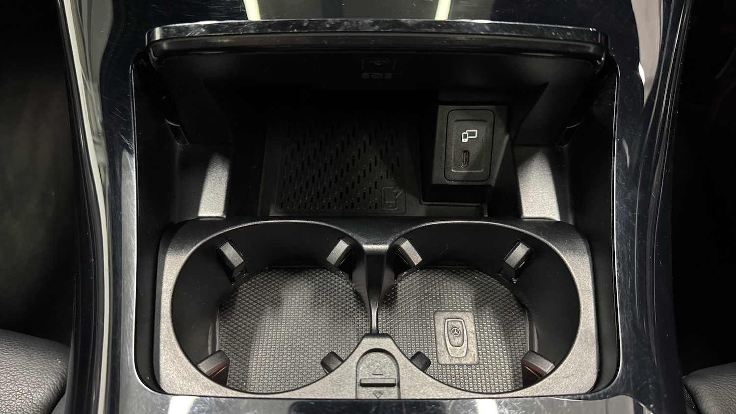 Used Mercedes-Benz EQC 2021 for sale - 76545230: Photo 33