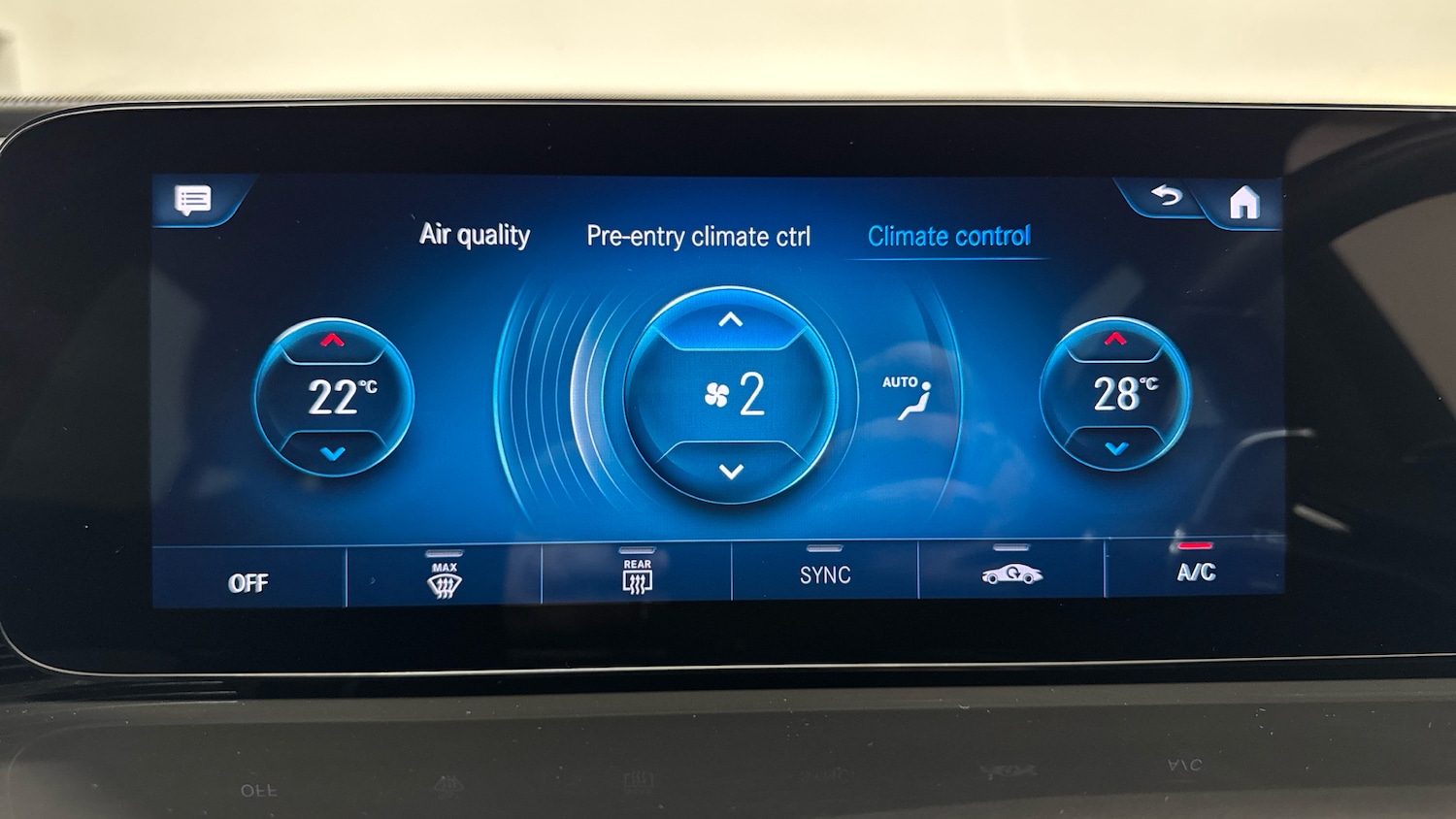 Used Mercedes-Benz EQC 2021 for sale - 76545230: Photo 40