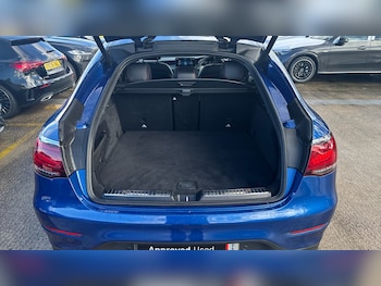Used Mercedes-Benz GLC 2023 for sale - 78641139: Photo