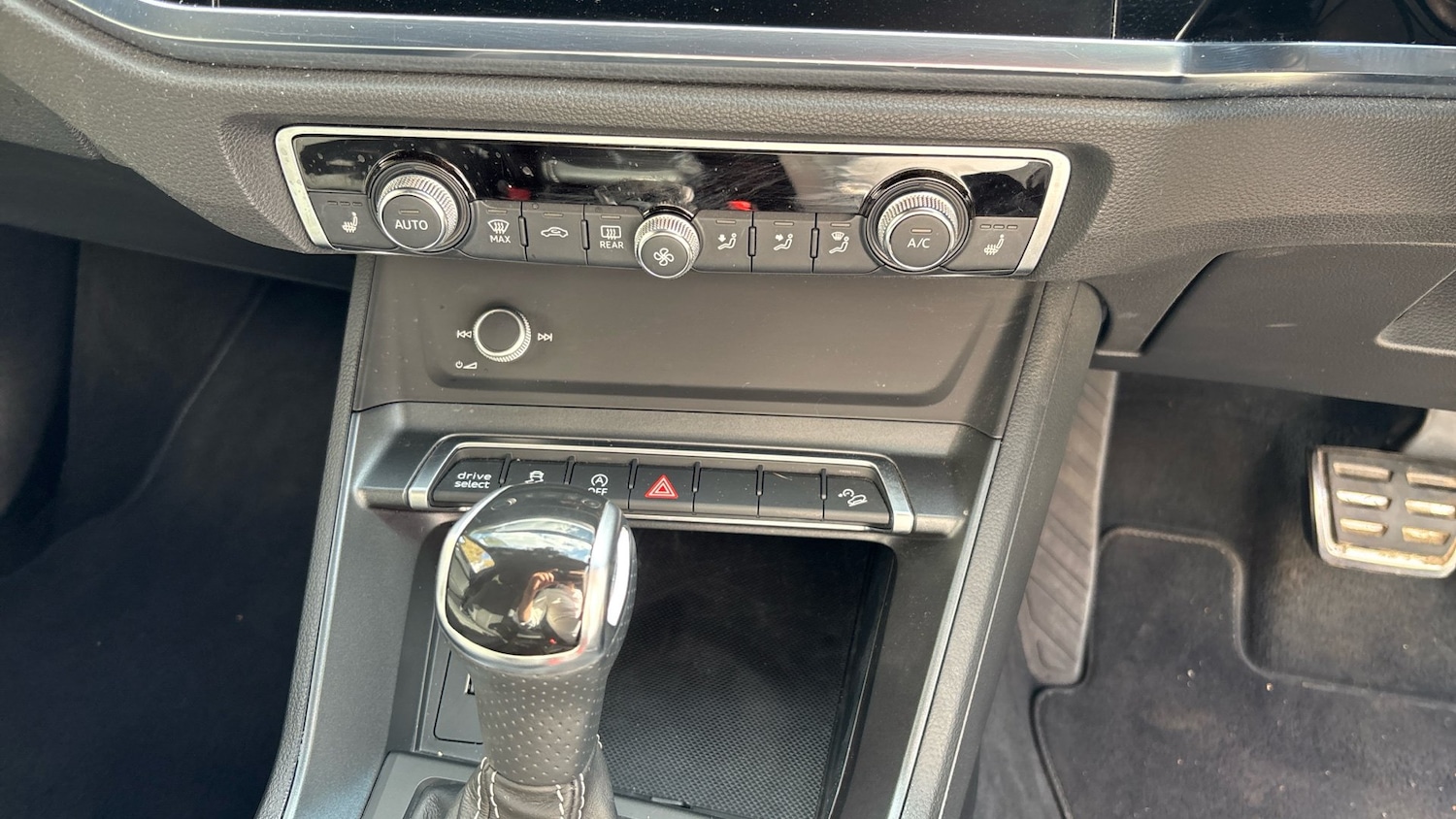 Used Audi Q3 2020 for sale - 76449503: Photo 11