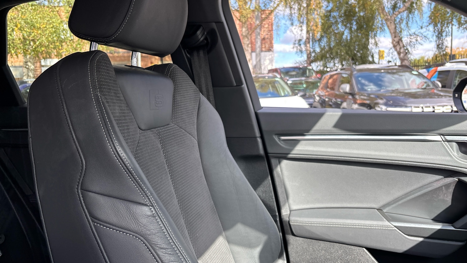 Used Audi Q3 2020 for sale - 76449503: Photo 27