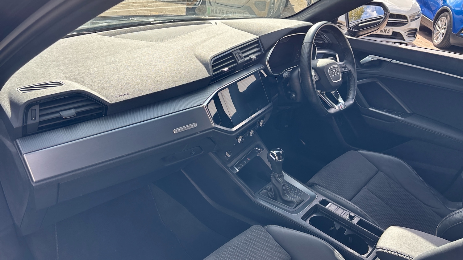 Used Audi Q3 2020 for sale - 76449503: Photo 9